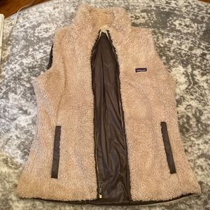 Patagonia Los Lobos reversible vest